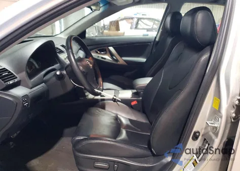 2011 Toyota Camry Se z USA, uszkodzony, nr VIN 4T1BK3EKXBU130096